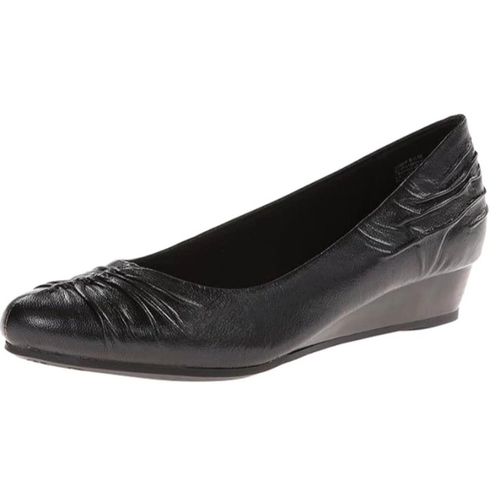 Bare Traps Women's Landy Black Wedge Shoes Size 8
